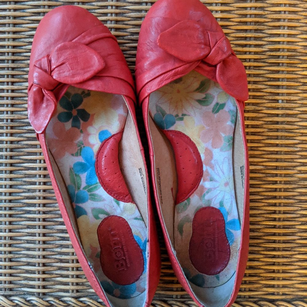 Born Flats, Size 6, Red